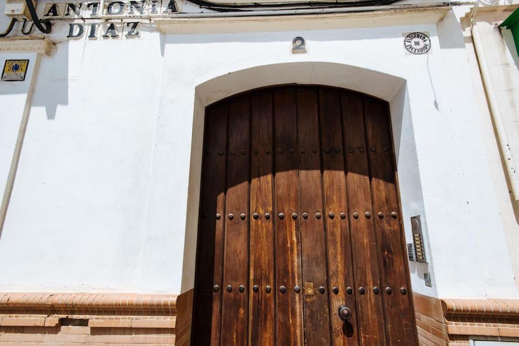 Ad2B Apartment, 300M From Cathedral With 2Br Sevilha Exterior foto
