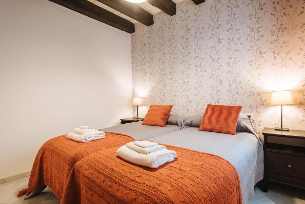 Ad2B Apartment, 300M From Cathedral With 2Br Sevilha Exterior foto