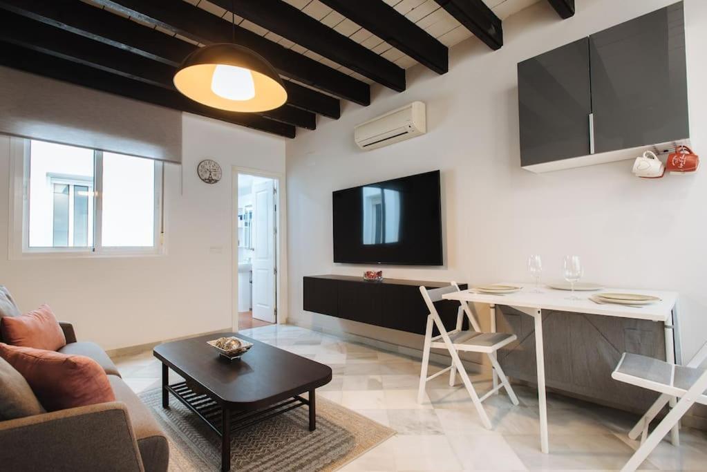 Ad2B Apartment, 300M From Cathedral With 2Br Sevilha Exterior foto