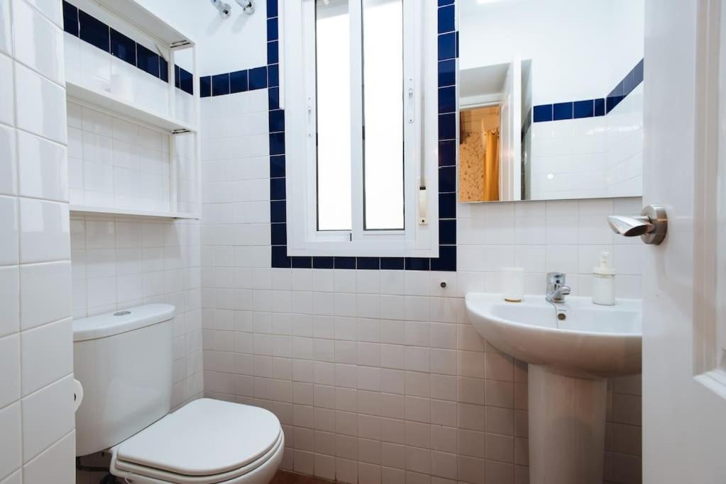 Ad2B Apartment, 300M From Cathedral With 2Br Sevilha Exterior foto